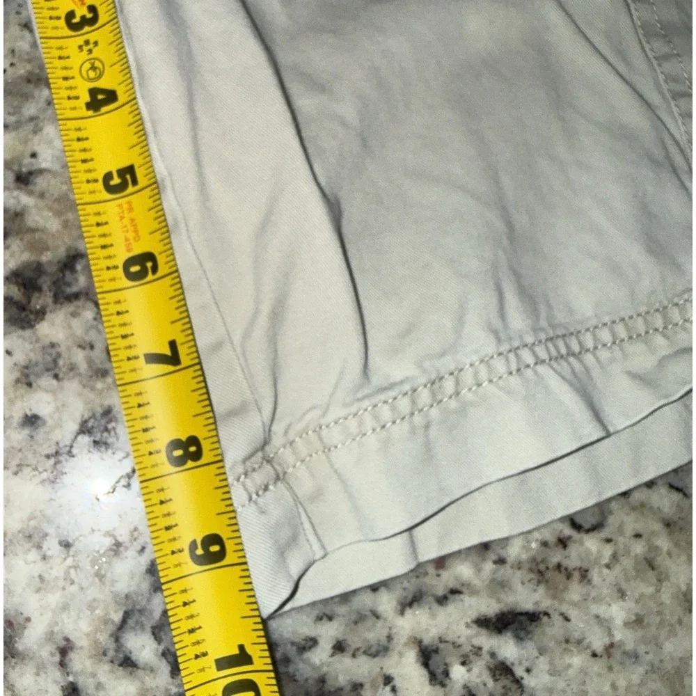 Eddie Bauer Men's Cargo Shorts Size 33 Beige Khaki 100% Cotton Canvas Outdoor